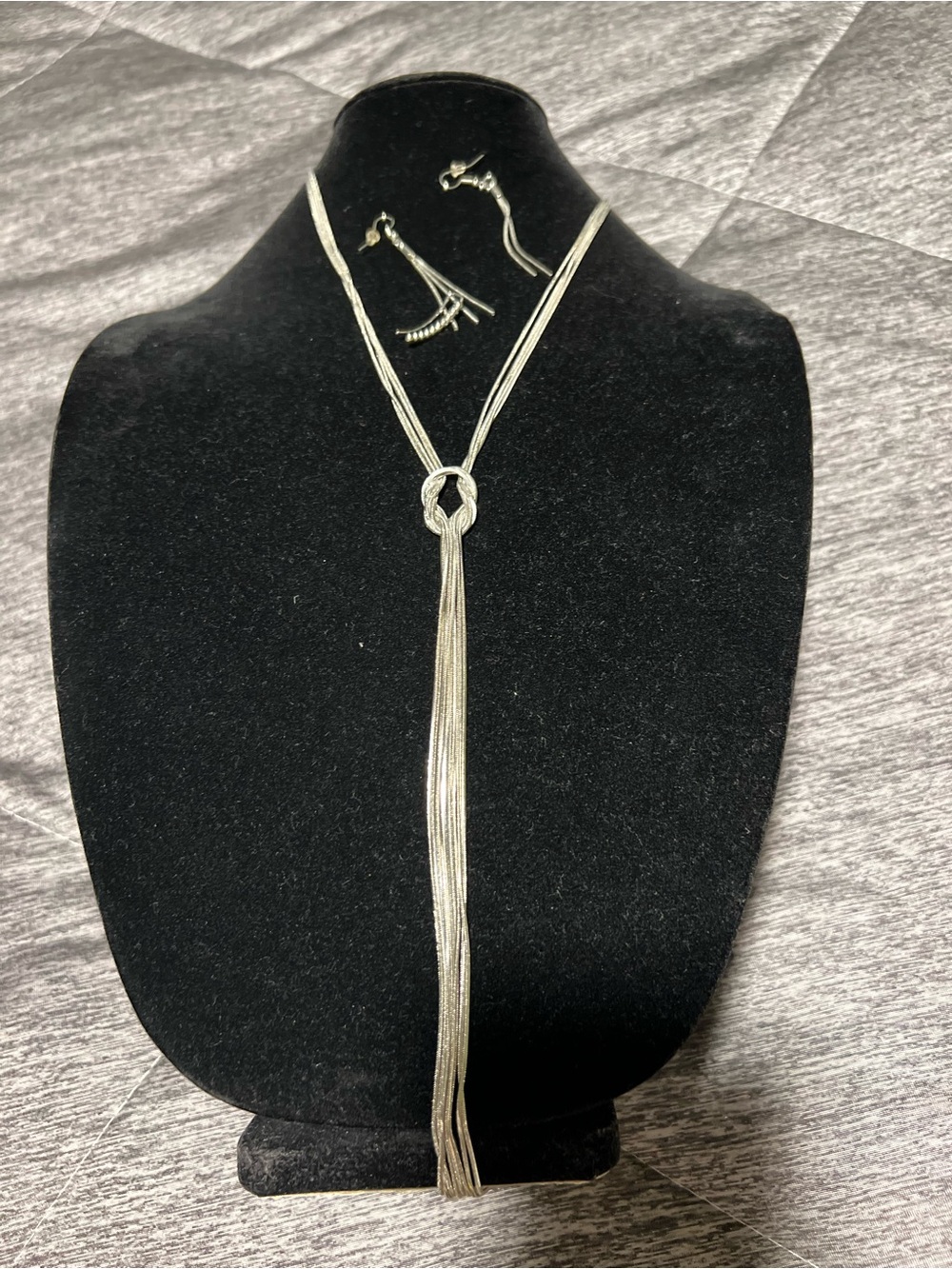 Elegant Silver Tassel Lariat Necklace with Matching Earrings - Women Jewelry